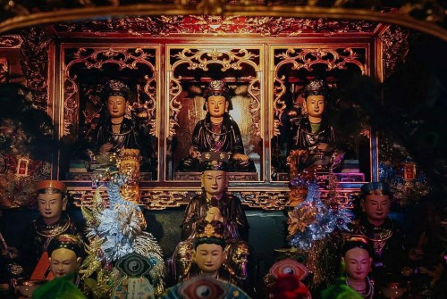 TỪ CẢI CÁCH HÀNH CHÍNH ĐẾN NIỀM TIN CỦA DÂN TỘC: KHI TÍN NGƯỠNG THỜ MẪU SONG HÀNH CÙNG ĐẤT NƯỚC